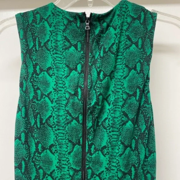 Alice + Olivia Delora Dress Green Snake Print EUC - Picture 8 of 8